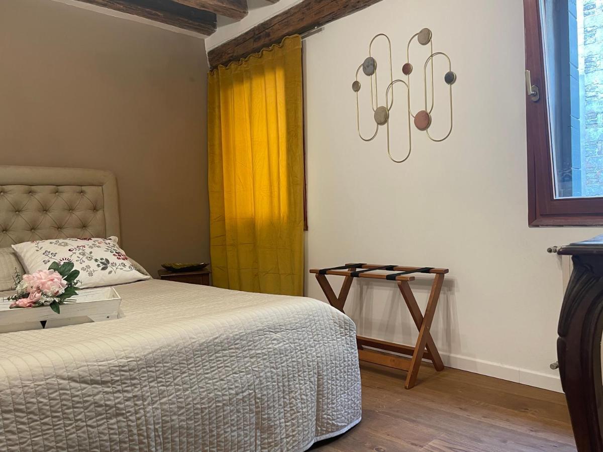 Ca' Ai Sospiri Appartement Venetië Buitenkant foto