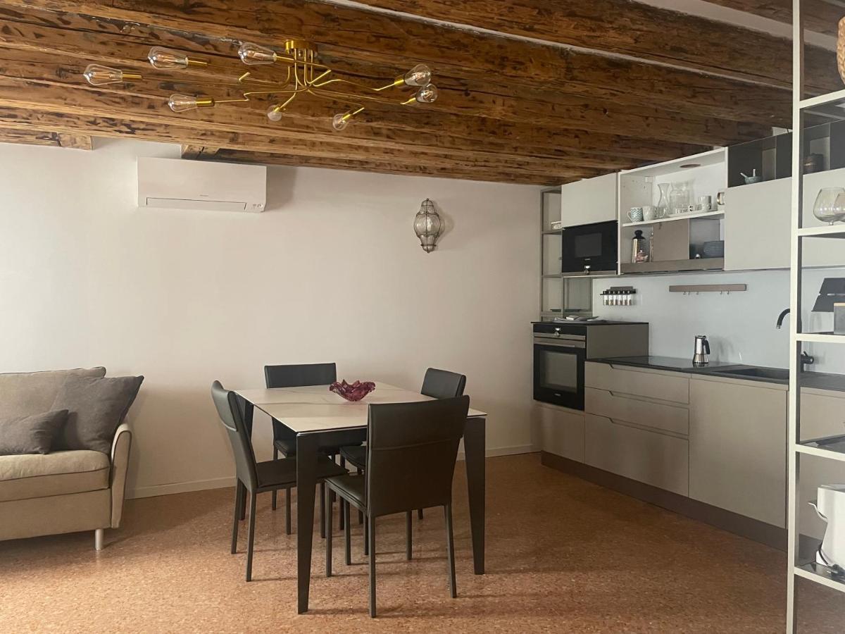 Ca' Ai Sospiri Appartement Venetië Buitenkant foto