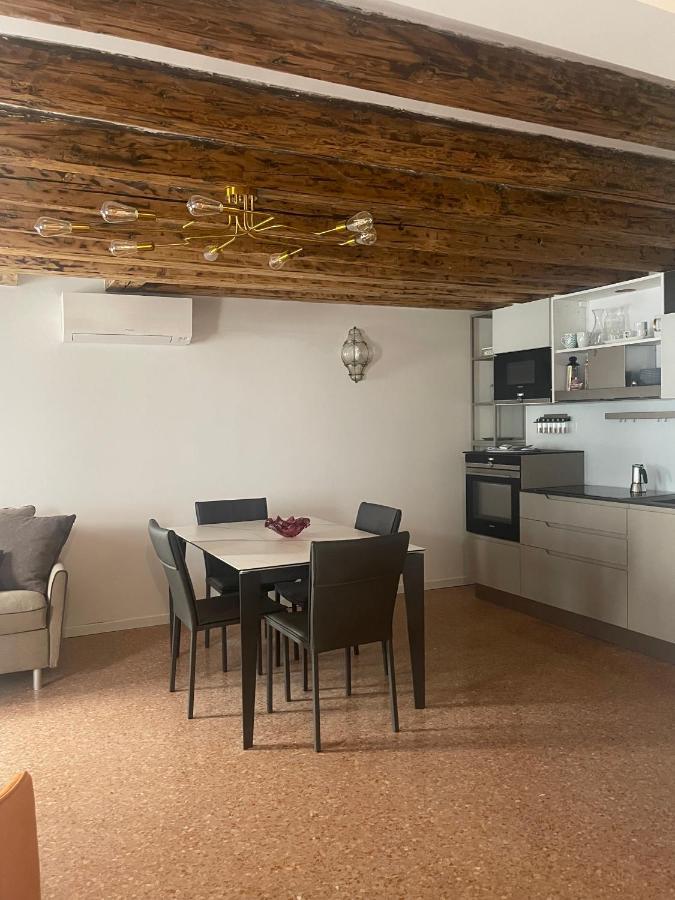 Ca' Ai Sospiri Appartement Venetië Buitenkant foto