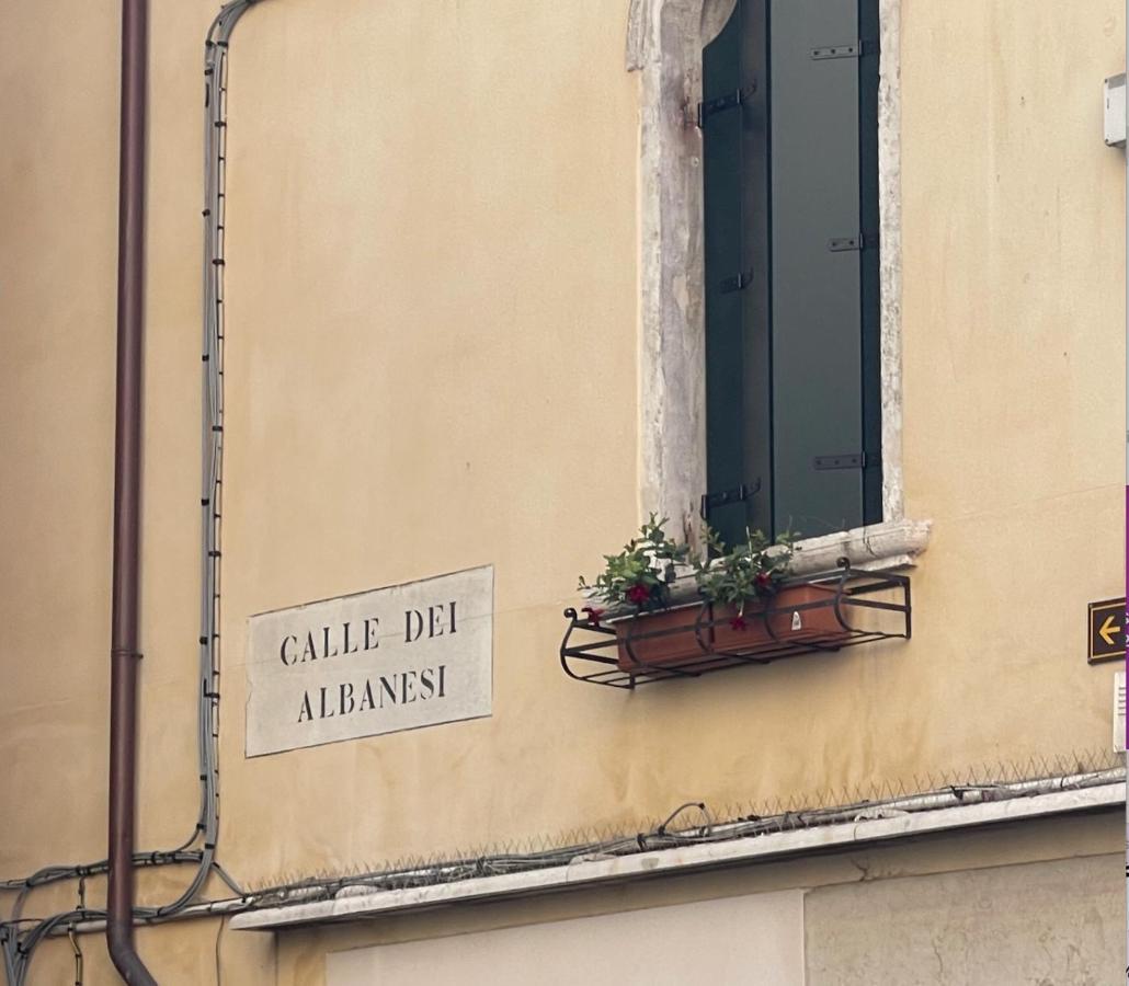 Ca' Ai Sospiri Appartement Venetië Buitenkant foto
