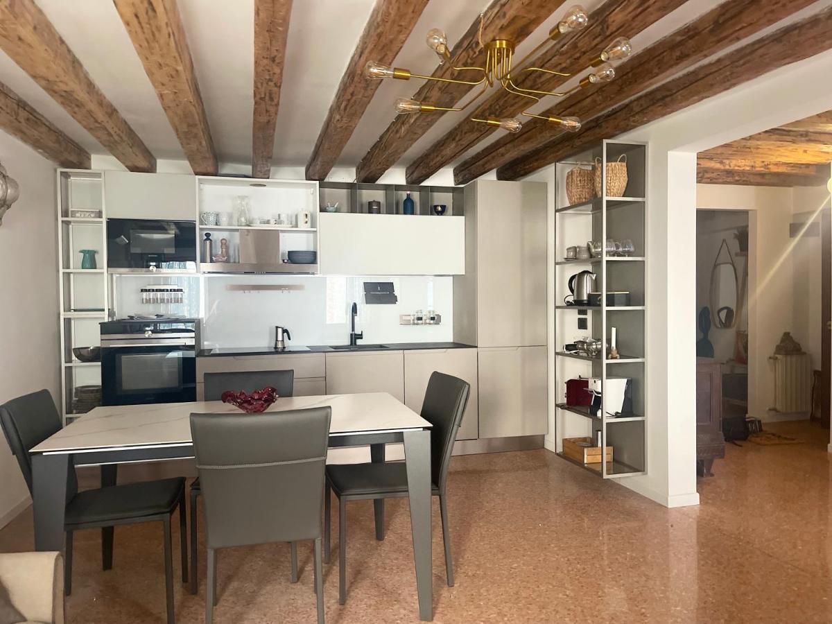 Ca' Ai Sospiri Appartement Venetië Buitenkant foto
