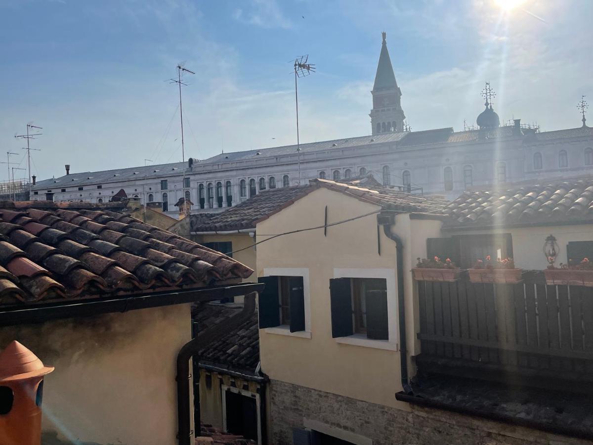 Ca' Ai Sospiri Appartement Venetië Buitenkant foto